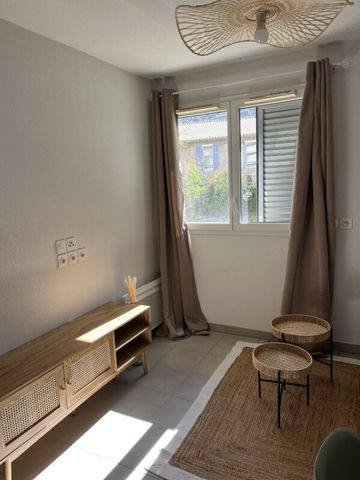 Location Appartement 1 pièce 19m² MARSEILLE 9ème - Photo 5