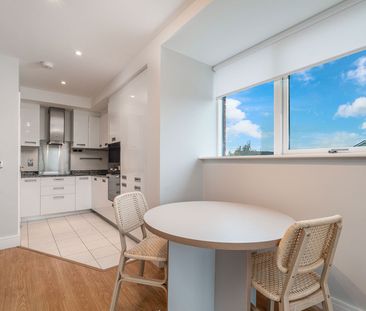 Weavers Hall, Levmoss Park, Leopardstown, Dublin 18, D18 Y5V0 - Photo 1