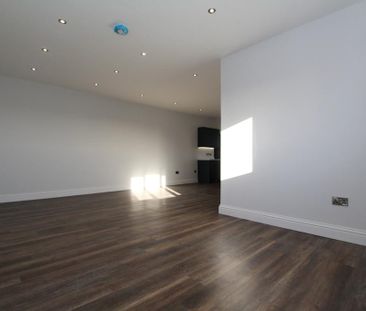 3 bedroom townhouse to rent - Photo 1