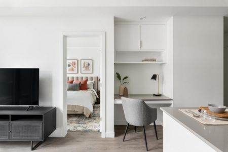 1 Bedroom + Den - Photo 4