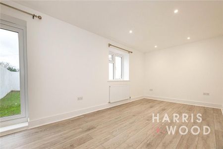 2 bedroom end of terrace house to rent - Photo 4