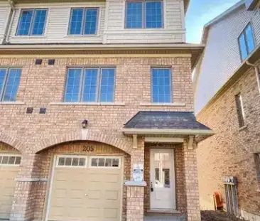 BRAND NEW 3 Bdrm + 2.5 bath private house. Avail Dec 1st!! | 205 Ro... - Photo 1