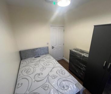 1 bedroom in a house share to rent - Photo 6