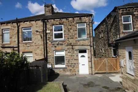 2 bedroom end of terrace house to rent - Photo 2