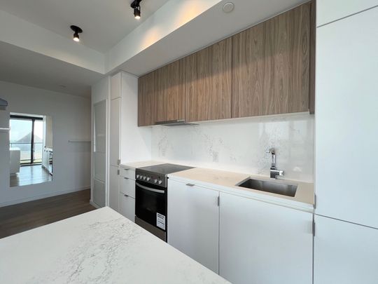 For Lease - 7 Smith Crescent Unit# 619, Toronto, Ontario - Photo 1