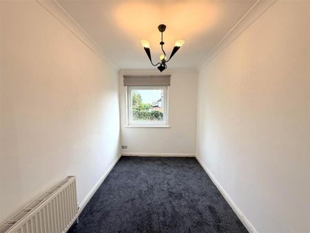 3 bedroom apartment to rent - Photo 4