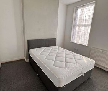 Rector Road Room 2 - Photo 5