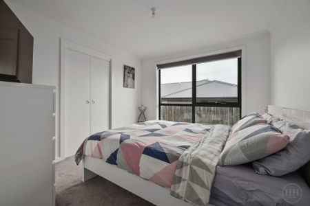1 Opal Place, Perth - Photo 5