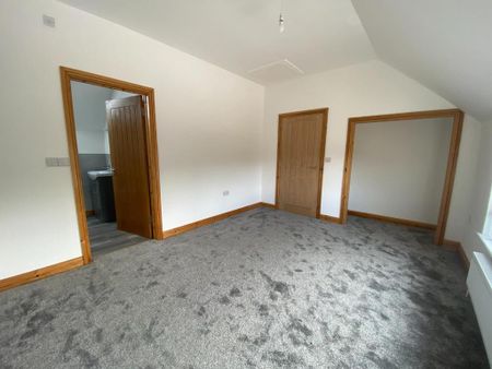 3 bedroom detached house to rent - Photo 5