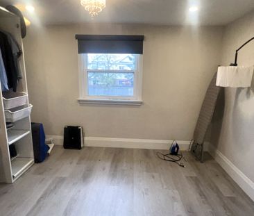 For Lease - 1280 Coric Avenue, Burlington, Ontario - Photo 4