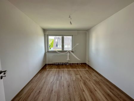 Erstbezug nach Modernisierung von großzügiger 4-Zimmer-Wohnung mit Balkon & Gäste-WC - Photo 3