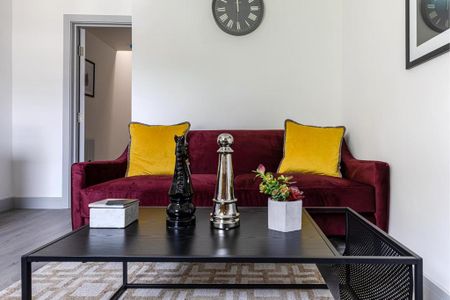 2 bedroom serviced apartment to rent - Photo 5