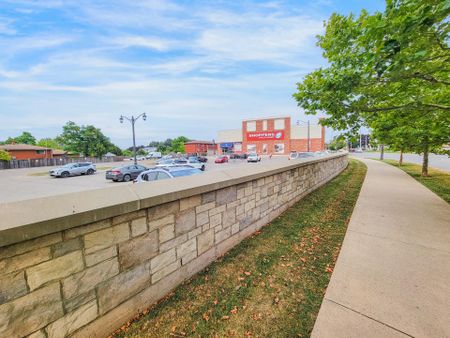 For Lease - 5014 Serena Drive Unit# 10, Lincoln, Ontario - Photo 4