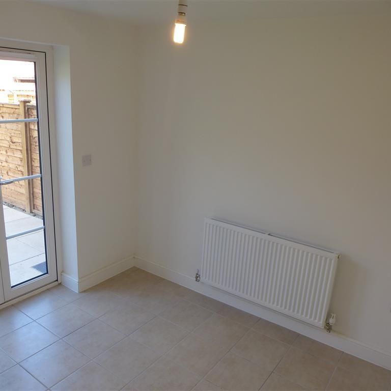 Savile Road - Photo 1