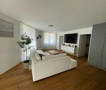 Moderne 4.5 - Zimmerwohnung mit Sitzplatz zu vermieten - Foto 1