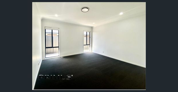 For Lease Contemporary Brand New 4-Bedroom Family Home - Photo 1