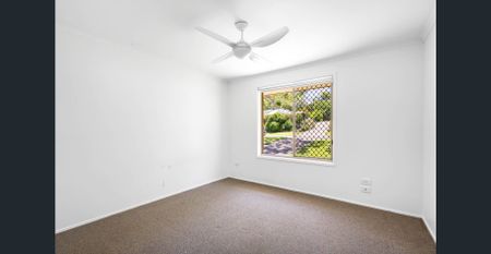 Delightful family home in Outlook Estate - Photo 5