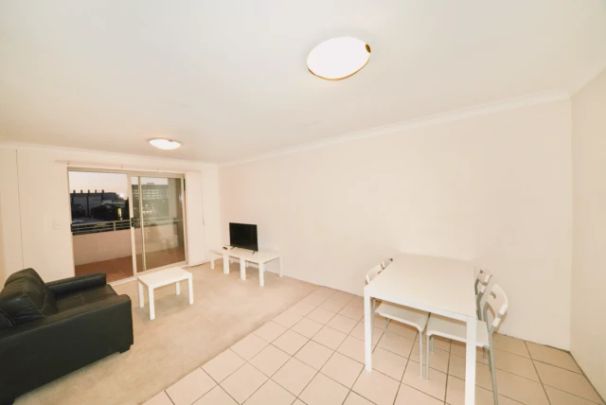 398 Anzac Parade, Sydney - Photo 1