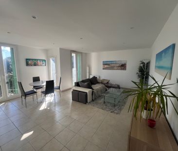 Location Appartement 3 pièces 63m² MARSEILLE 12ème - Photo 3