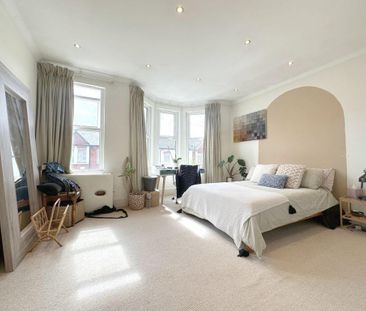 4 bedroom terraced house to rent - Photo 5