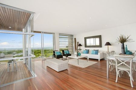 Narrabeen, 206/44 Ocean Street - Photo 2