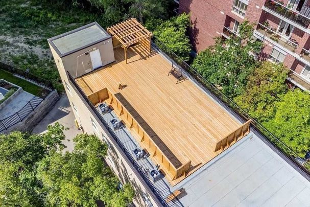 For Lease - 4198 Dundas Street Unit# 204, Toronto, Ontario - Photo 1