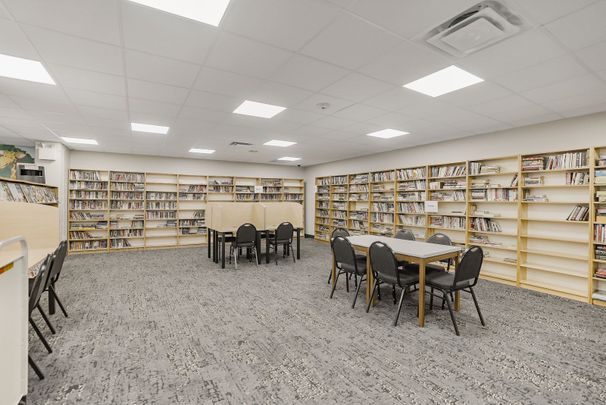 For Lease - 45 Carlton Street Unit# 609, Toronto, Ontario - Photo 1