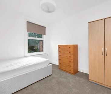 3 Bedroom House - Photo 5
