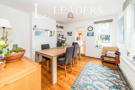 4 bedroom house to rent - Photo 2