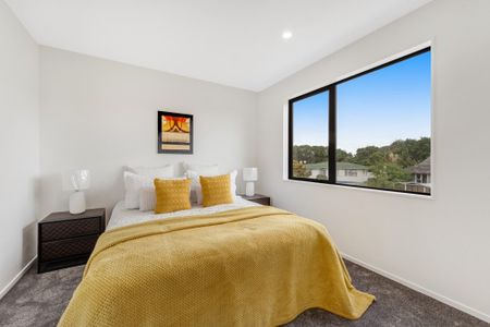 MANGERE, 4 BEDROOMS - Photo 4