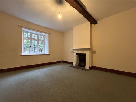 5 bedroom detached house to rent - Photo 2