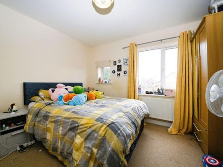 2 bedroom semi-detached house to rent - Photo 5