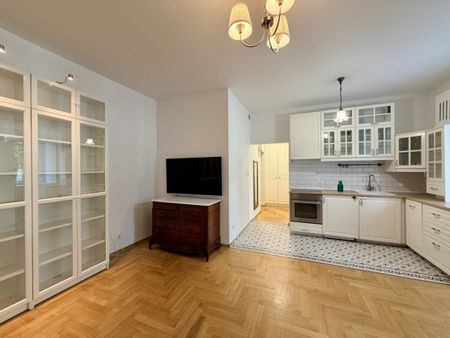 Kamienica- lokal idealny także pod biuro 41.78 m² - Zdjęcie 2