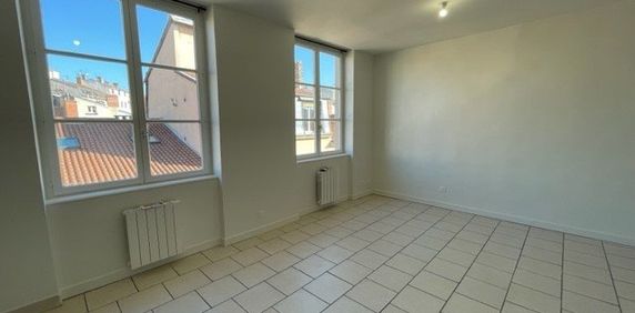 STUDIO A LOUER LYON 1ER ARRONDISSEMENT Annonciade-Saint-Benoit - Photo 2