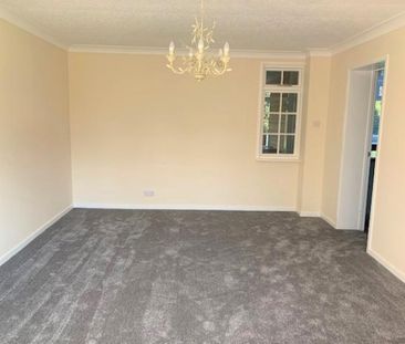 3 bedroom detached house to rent - Photo 3