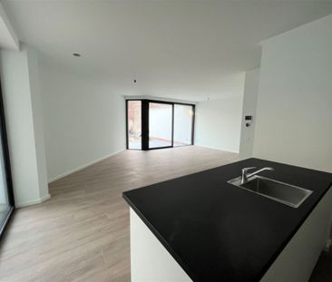 Prachtig appartement met 2 slaapkamers nabij het centrum van Aalst - Photo 3