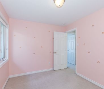 For Lease - 937 Shimmerton Circle, Kanata, Ontario - Photo 4