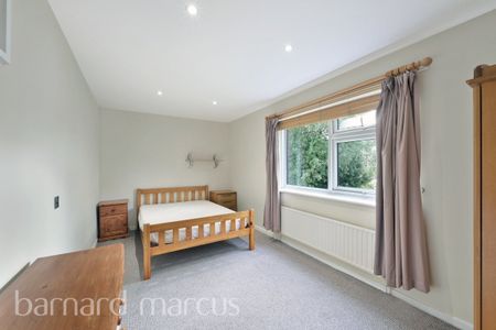 46, Cavendish Road - Photo 2