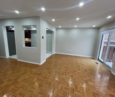 For Lease - 102 Lucena Crescent, Vaughan, Ontario - Photo 2