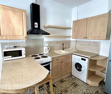 2 bedroom terraced house to rent - Photo 6