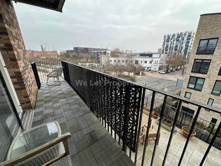 Lockgate Mews, New Islington - Photo 2