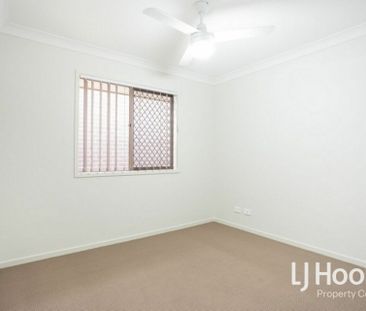 Modern 3 Bedroom Home Offering Family Lifestyle! - Photo 3