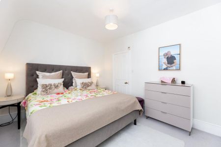 3 bedroom terraced house to rent - Photo 5