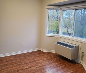 For Lease - 21028 Dalton Road Unit# 209, Georgina, Ontario - Photo 2