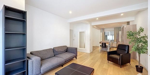 Appartement te huur in Ukkel voor € 1.500 met 2 slaapkamers - Photo 1