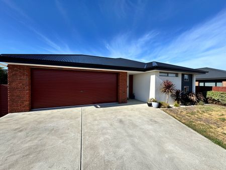 26 Montagu Street, Sorell, TAS 7172 - Photo 2