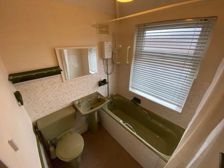 3 bedroom house to rent - Photo 2