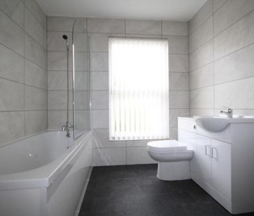 2 bedroom terraced house to rent - Photo 6