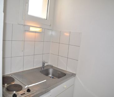 Location Appartement 1 pièce 24m² - Photo 4