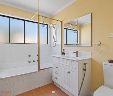 196A Brooklands Road, Wallaroo NSW 2618 - House For Rent | Domain - Photo 1